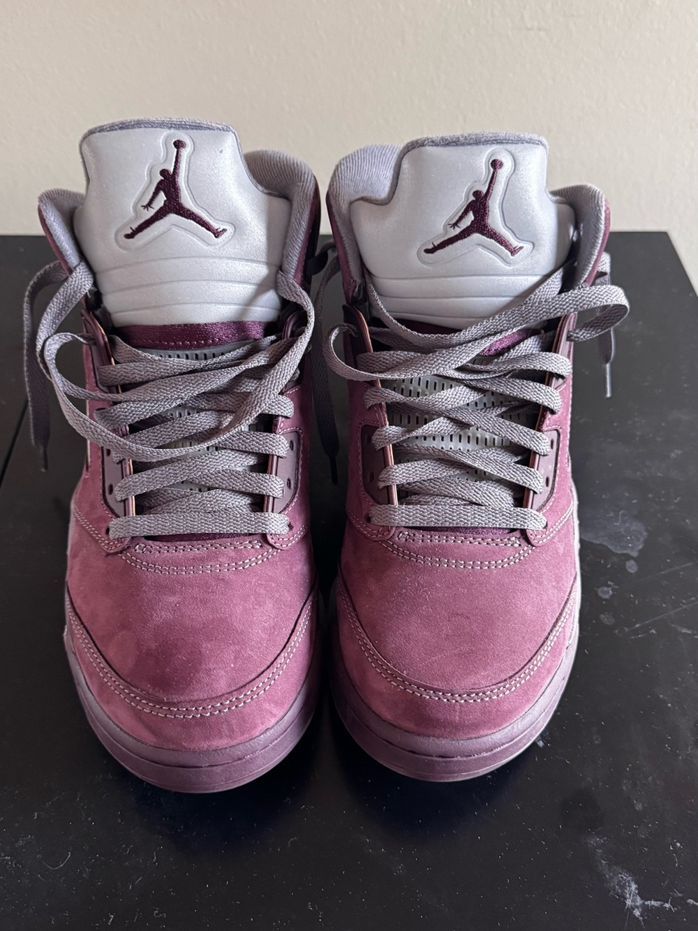 Jordan Suede Retro Sneakers in Burgundy & Gray